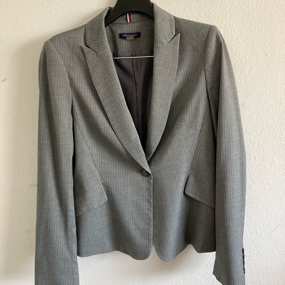 Tommy Hilfiger Women’s Pant Suit One button blazer - Picture 2 of 8